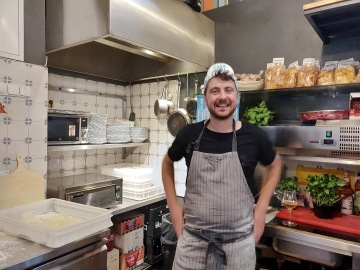 Dvojboj letošního léta: naturální vína a kvásková pizza